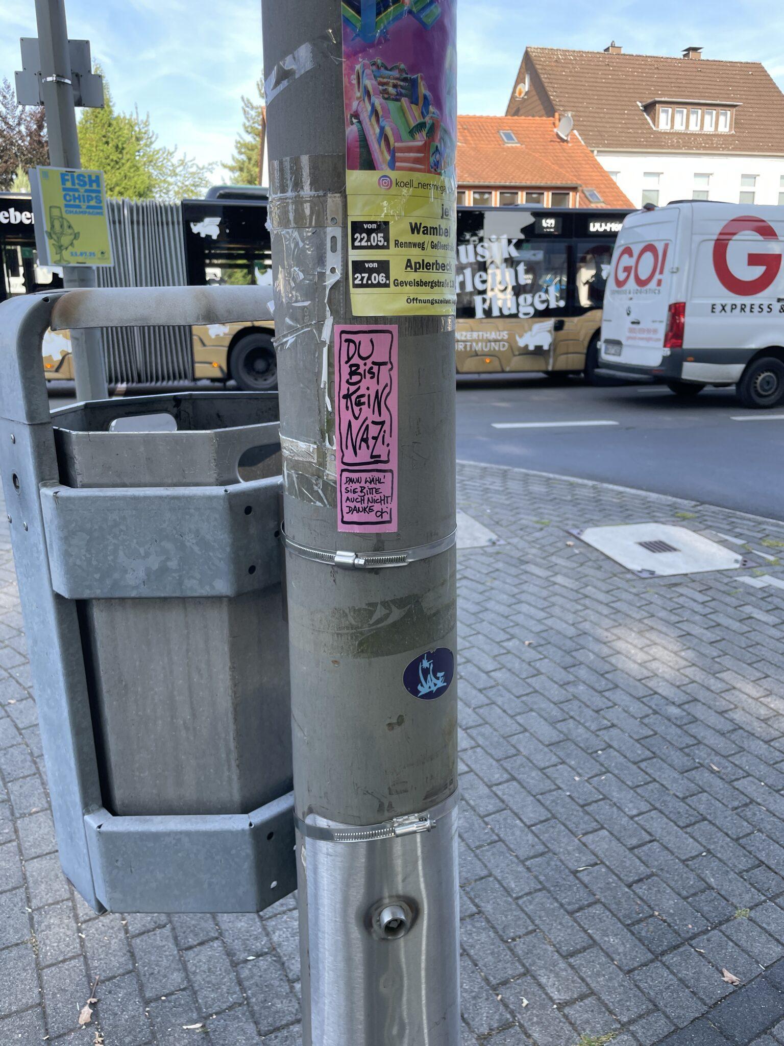 Aufkleber gegen die AFD und ähnlich geartete Parteien